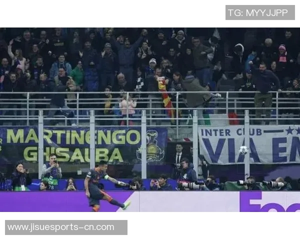 世界杯激战国米与里昂平局红牌事件引发全场热议与争议