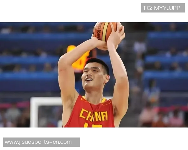 姚明投篮时的真实反应让路人惊叹不已的瞬间回顾