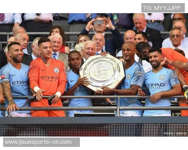 欧联杯切尔西大胜里昂引发争议判罚全场沸腾瞬间回顾 欧联杯切尔西大胜里昂引发争议判罚全场沸腾瞬间回顾