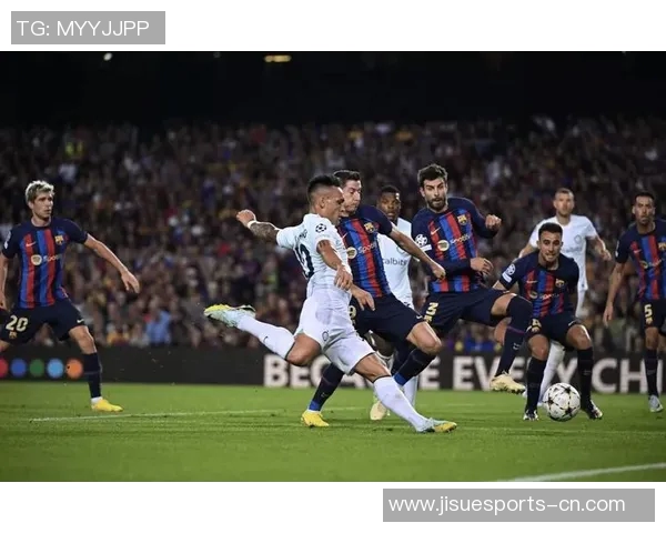 世界杯精彩对决巴萨与本菲卡战成平局引发全场热烈反响