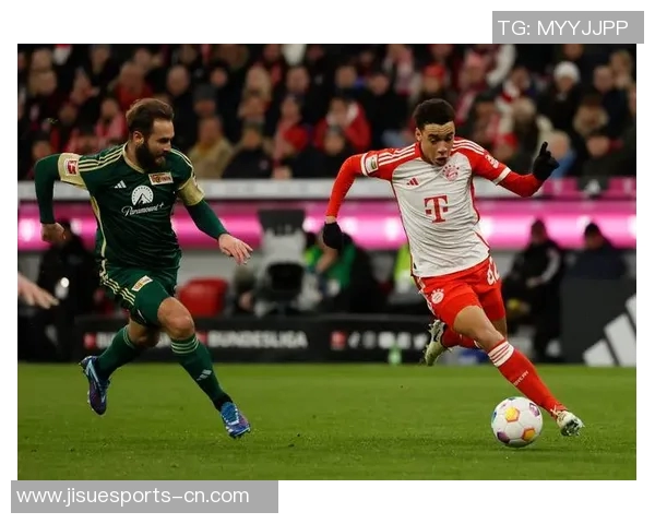 德甲激战拜仁逆转利物浦乌龙球成比赛转折点精彩集锦回顾